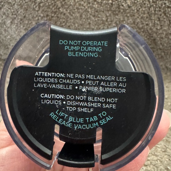 Ninja FreshVac 20 oz Single Serve Cup w/ Lid – Replacement Part - Picture 5 of 6